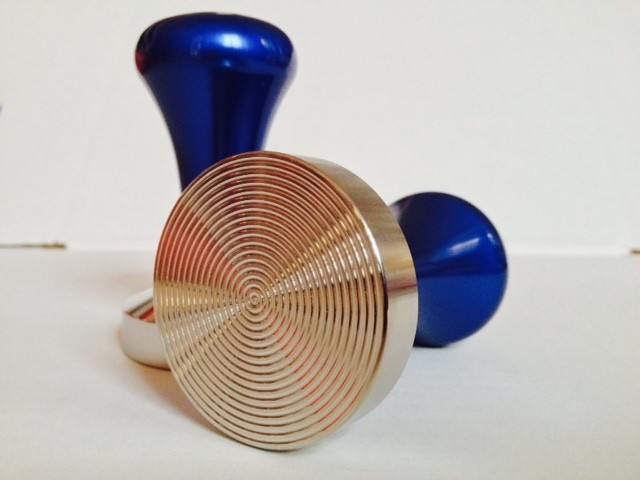 Tamper -pěchovadlo Blue  53mm embos