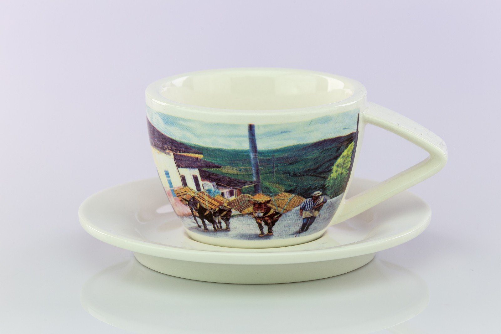 Porcelánový šálek s motivem plantážníka – malý (espresso) 2
