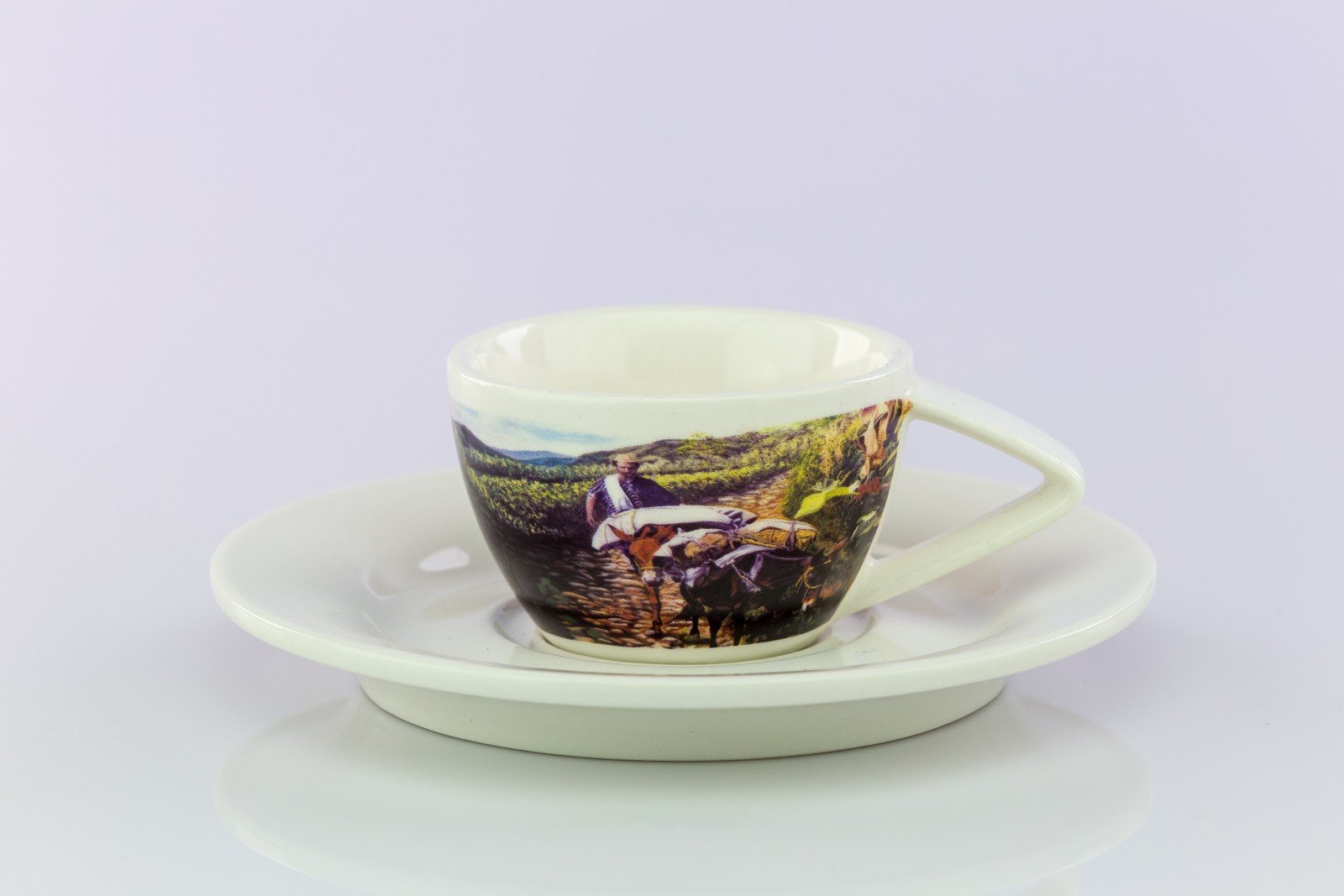 Porcelánový šálek s motivem Columbia – velký 2