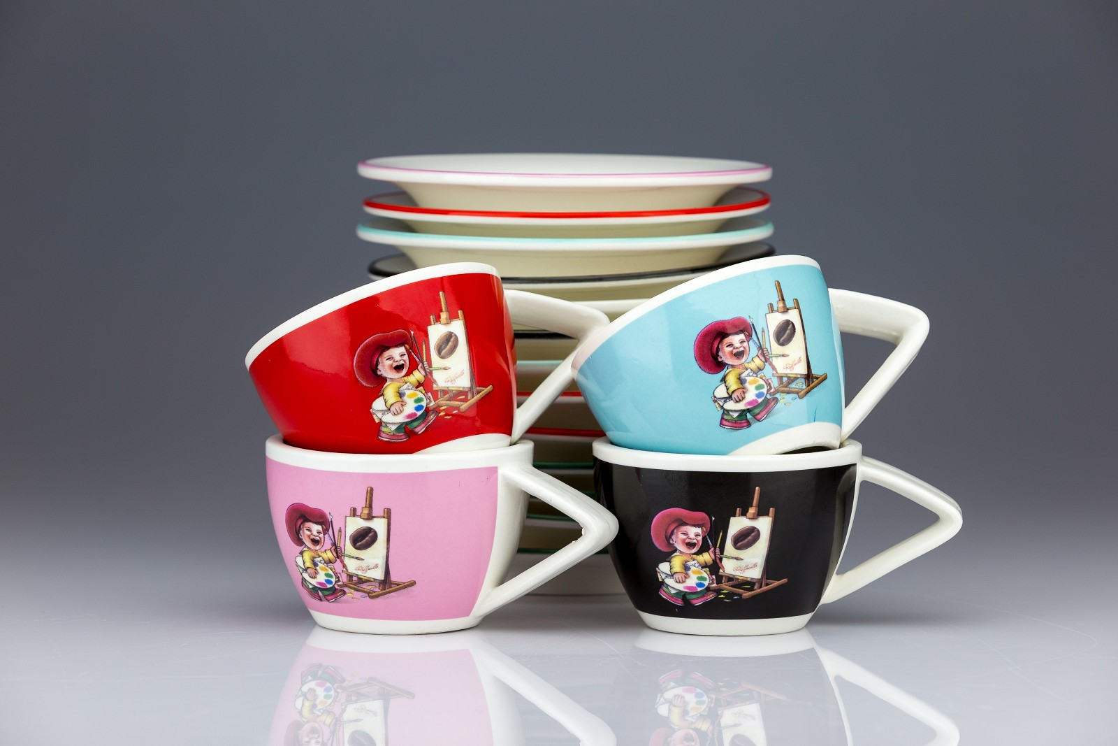 Porcelánový šálek Raffaello s bílým lemem – velký