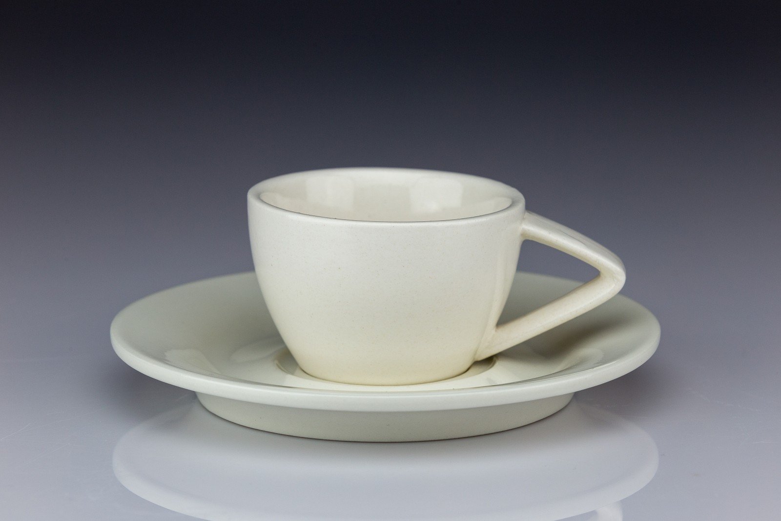 Porcelánový šálek espresso – žlutý 2